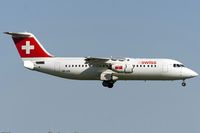 HB-IXN @ ELLX - on final RW24 - by Friedrich Becker