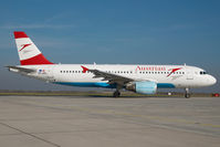 OE-LBS @ LOWW - Austrian Airlines Airbus 320