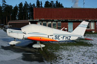 SE-FHZ @ ESSX - Piper PA-28 Cherokee 140B