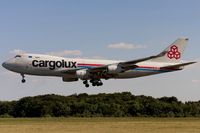 LX-SCV @ ELLX - short final - by Friedrich Becker