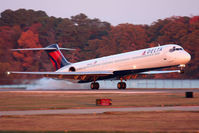 N961DL @ ORF - Delta Air Lines N961DL (FLT DAL348) from Hartsfield-Jackson Atlanta Int'l (KATL) landing RWY 23.