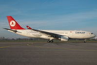 TC-JNA @ LOWW - THY Airbus 330-200 - by Dietmar Schreiber - VAP