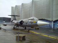 22 40 @ LFPB - F-104 Starfighter