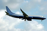 N737M @ EGGW - Luton May 2006