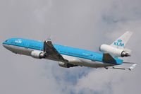 PH-KCE @ EHAM - . - by Martin Flock