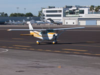 N4415R @ KSMO - N4415R taxiing - by Torsten Hoff