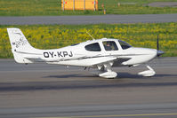 OY-KPJ @ ESSB - Cirrus SR 22 - by Roger Andreasson