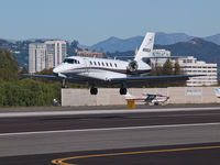 N680LN @ KSMO - N680LN arriving on RWY 21 - by Torsten Hoff