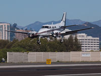 N717JG @ KSMO - N717JG arriving on RWY 21 - by Torsten Hoff