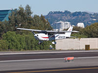 N2447B @ KSMO - N2447B arriving on RWY 21 - by Torsten Hoff