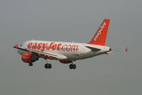 G-EZBN @ EBBR - Flight EZY2795 is descending to RWY 25L - by Daniel Vanderauwera