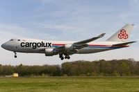 LX-GCV @ ELLX - moments prior touchdown - by Friedrich Becker