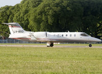 LV-BSO @ SABE - Taxi to RWY 31.