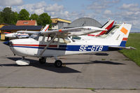 SE-GYB @ ESOW - Andersson Aircraft AB, parked outside Hässlögymnasiet. Non airworthy since 1996 - by Roger Andreasson