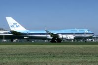 PH-BFE @ EHAM - old colors of KLM - by Joop de Groot
