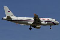 VQ-BAS @ EDDF - on final RW07R - by Friedrich Becker