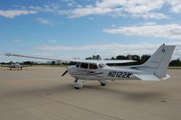 N2122M @ 06C - 22 Mike