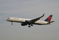 N709TW @ EBBR - Arrival of flight DL140 - by Daniel Vanderauwera