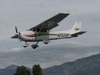 N252SP @ SZP - 1999 Cessna 172S SKYHAWK SP, Lycoming IO-360-L2A 180 Hp, on final Rwy 22 - by Doug Robertson