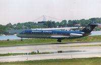 N209ME @ KLGA - Landing at La Guardia - by ghans