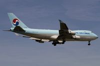 HL7499 @ EDDF - on final RW07R - by Friedrich Becker