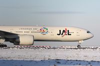 JA731J @ LFPG - on transit at CDG - by juju777