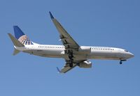 N33292 @ TPA - Continental 737-800 - by Florida Metal