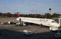 N907DL @ KCLT - MD-88 - by Mark Pasqualino