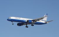 N586UA @ KORD - Boeing 757-200 - by Mark Pasqualino