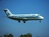 N8908E @ MSP - Short final rwy 11L.