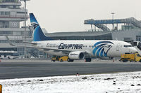 SU-GDA @ LOWL - EgyptAir Boeing B737-866 on LOWL/LNZ apron - by Janos Palvoelgyi