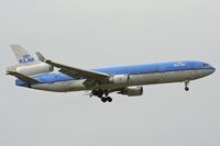PH-KCA @ TNCC - KLM's Amy Johnson arriving in Curacao