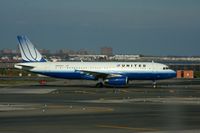 N498UA @ KLGA - A320