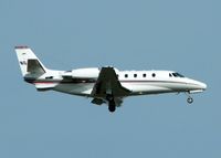 N642QS @ SHV - Landing on Rwy 14 at Shreveport Regional. - by paulp