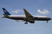 N226UA @ EDDF - on final RW07R - by Friedrich Becker