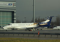 S5-ABL @ LOWW - Linxair Embraear 135BJ
