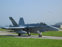 J-5018 @ LSMP - Just 5 meters away on the taxi track. See the badge of FlSt.18 - by remco van kuilenburg