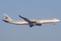 A7-HHH @ LOWW - Qatar Airways A340-500 - by Andy Graf-VAP
