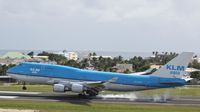 PH-BFH @ TNCM - KLM PH-BFH landing at TNCM - by Daniel Jef
