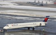 N902DA @ KMSP - MD-90 - by Mark Pasqualino