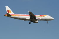 EC-HDP @ EBBR - Flight IB3206 is descending to RWY 02