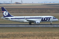 SP-LIL @ VIE - LOT Polish Airlines