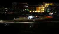 V2-LGB @ TNCM - Liat V2-LGB at the lines at TNCM for take off.