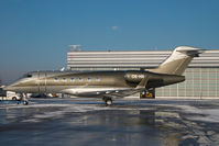 OE-HII @ LOWW - Amira Air CL300