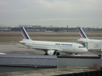 F-GHQQ @ LFPO - Airbus A320-211