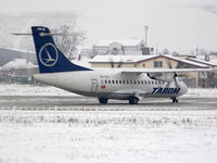 YR-ATC @ LRCL - Turning after landing