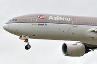 HL7739 @ EGLL - Asiana - by Artur Bado?