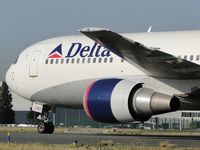 N169DZ @ LFPG - DELTA aux // - by Jean Goubet/FRENCHSKY