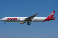 PT-MUB @ EDDF - TAM Linhas Aereas