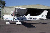 VH-PXW @ YSCN - Sunny new year's eve 2010! - by Duncan Kirk